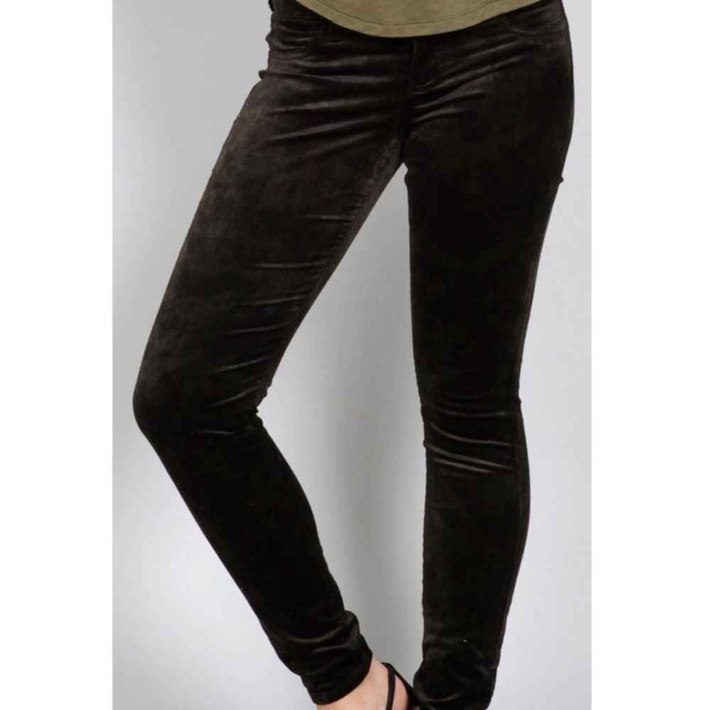 KUT from the Kloth Jennifer Velvet Ultra Skinny